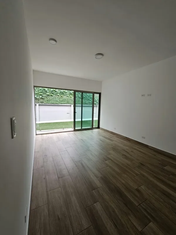 Apartment for Rent at Bella Vista Flats, Rohrmoser