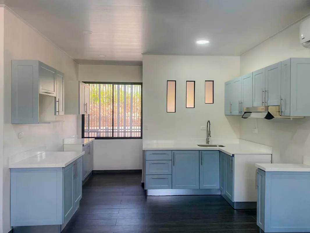 SECOND FLOOR APARTMENT FOR RENT, ALAJUELA, GRECIA