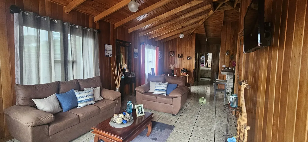 Invierta en una propiedad que combina producción agrícola activa, vivienda y alto potencial de desarrollo en una de las zonas más fértiles de Cartago.