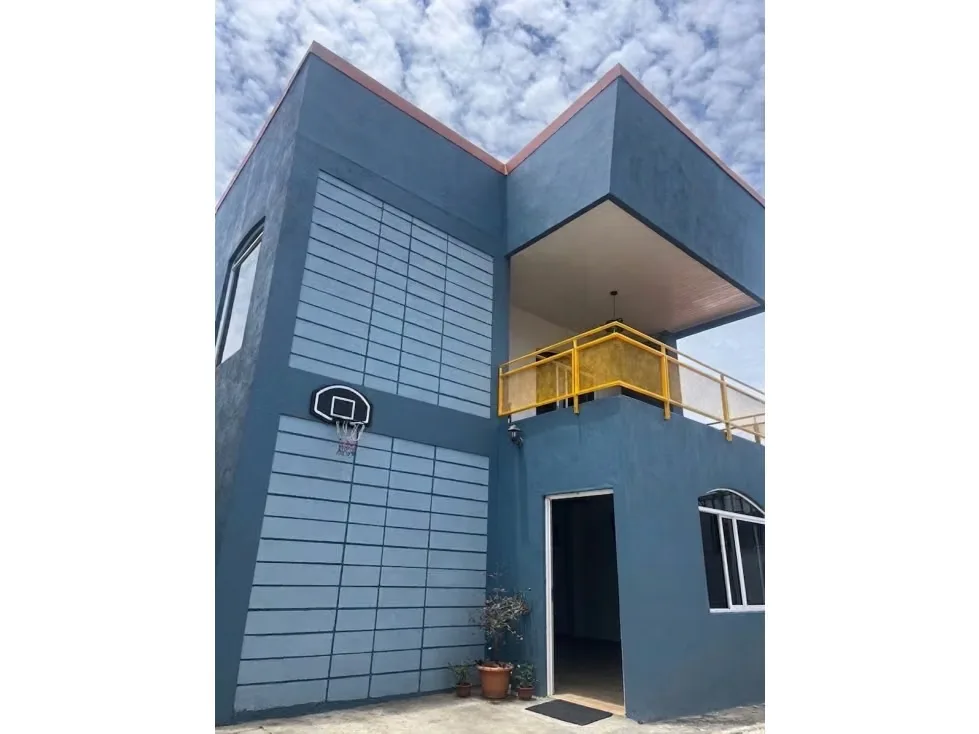 Venta de Hermosa Casa, San Ramón Centro, cerca de la UCR