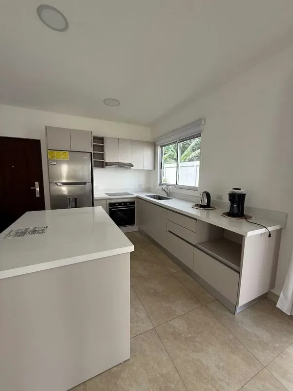 HOUSE FOR RENT CONDO GRECIA