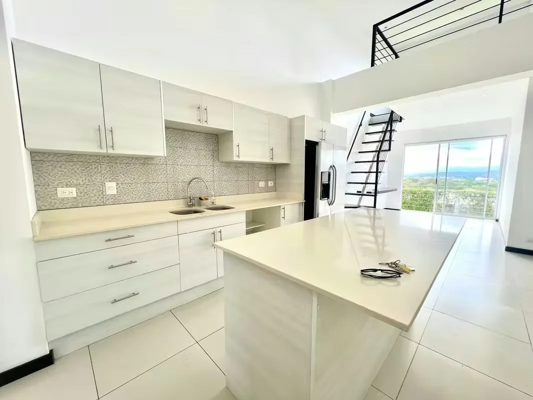 Loft-Style Apartment for Rent – Nova Loft, Downtown Santa Ana
