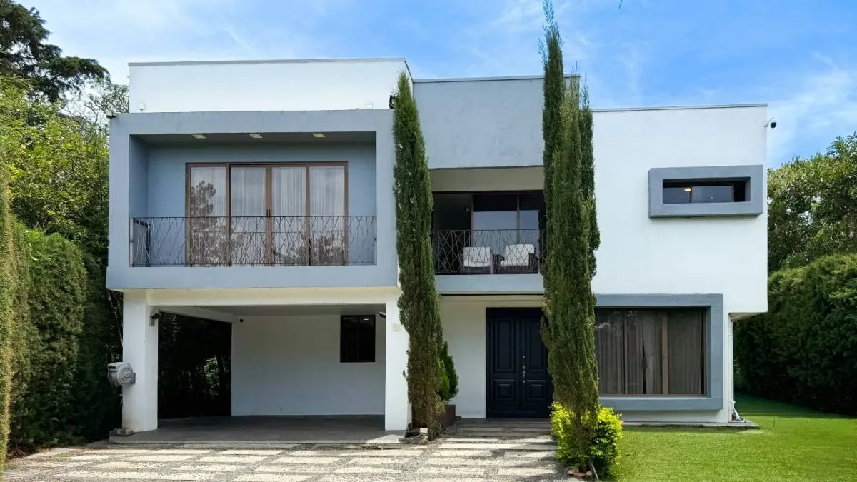 Exclusive Luxury Residence for Sale in San Rafael de Heredia