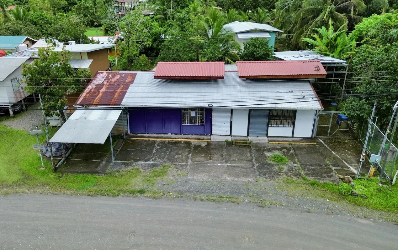 Commercial Investment Opportunity in Manzanillo, Talamanca