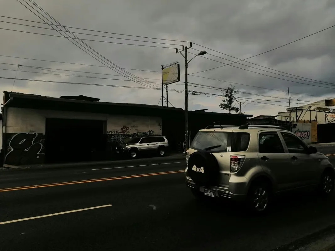 Rare opportunity to acquire high-visibility commercial land in one of San José’s most active corridors. — photo 2