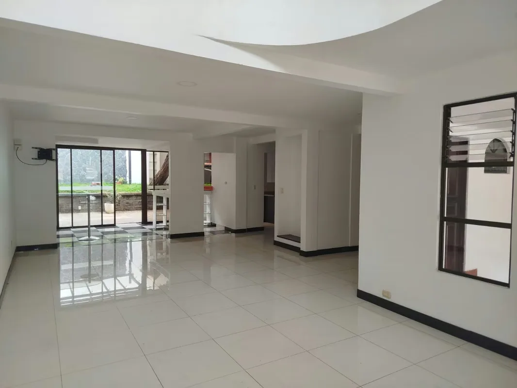 Two story house for rent with appliances, pet friendly located in Pavas, photo 5