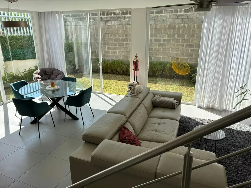 Live in one of the most desirable locations in Belén, Heredia. This corner home enjoys one of the best positions in the community, offering enhanced privacy, open mountain views, and ...