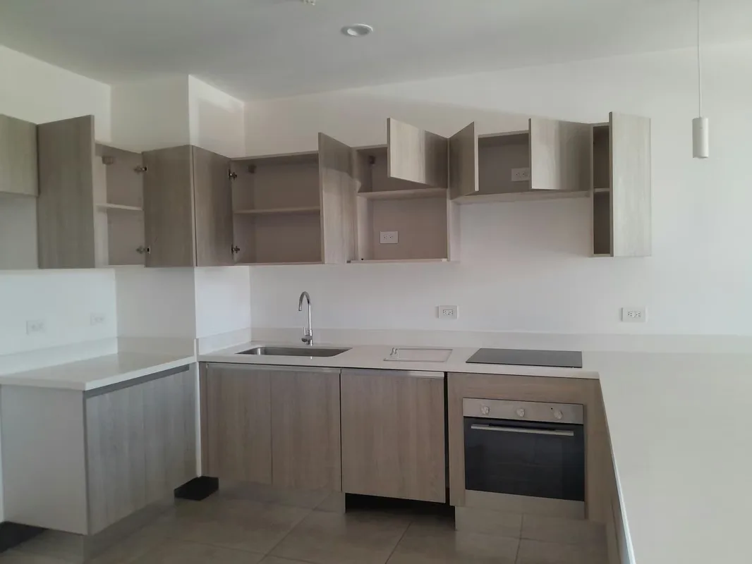 Modern Apartment for Sale in Nunciatura – Prime Location Near La Sabana