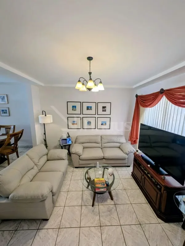 Hermosa casa lista para habitar en exclusivo condominio, con excelente ubicación y amplios espacios. — photo 3
