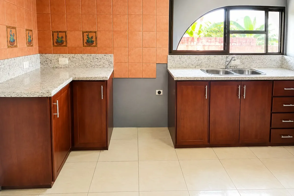 Casa con Vista Panorámica al Valle Central | Terreno de 3,203 m² | Precio Rebajado — photo 4