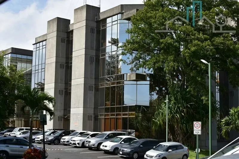 Office in Torres del Campo Office. Excellent location, close to shopping, executive and consumption centers in Goicoechea