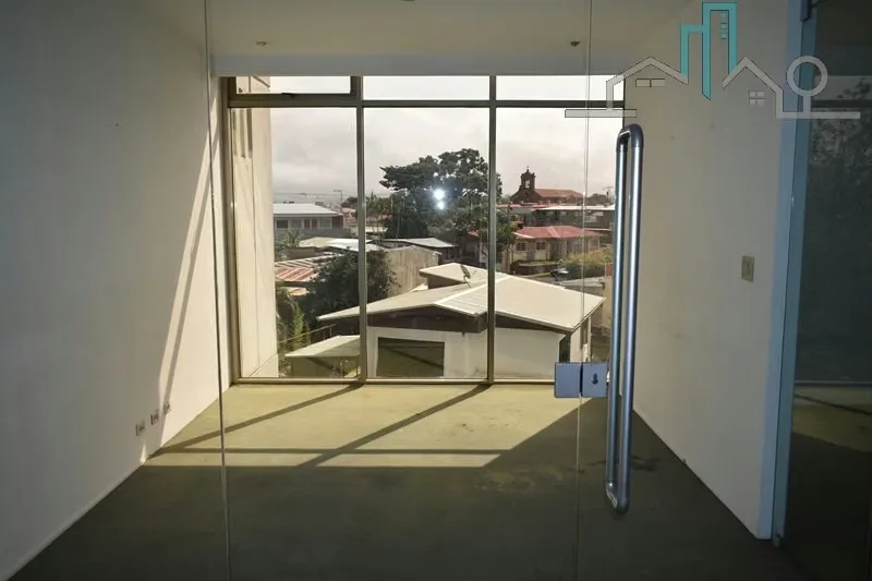 Office in Torres del Campo Office. Excellent location, close to shopping, executive and consumption centers in Goicoechea — photo 3