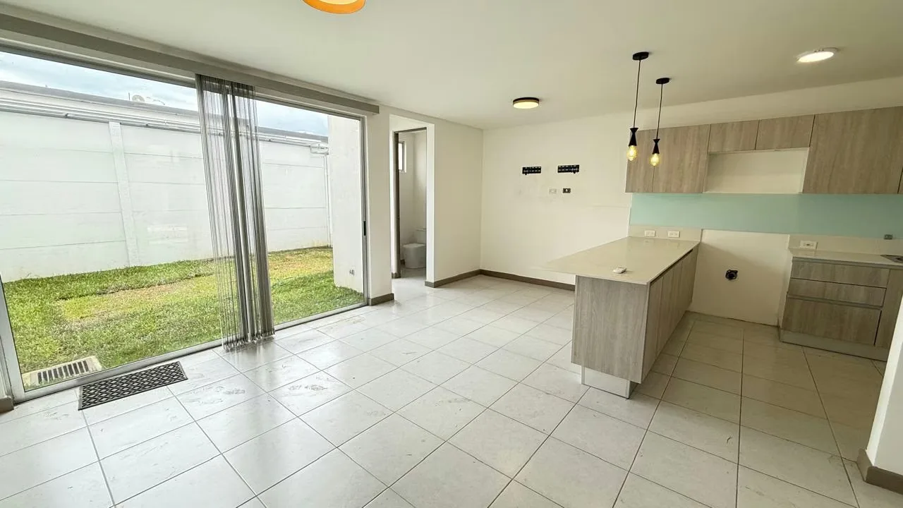Disfrute de vivir en una de las zonas más exclusivas y estratégicas de Cariari, Belén, rodeado de comodidad, seguridad y excelente ubicación. — photo 3