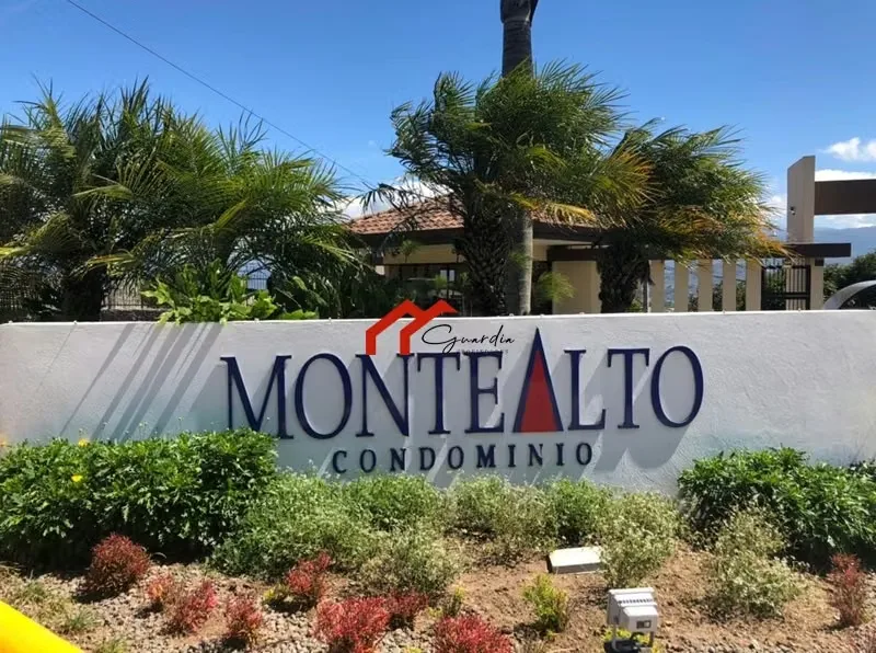 House for Sale in Monte Alto Condominium, El Carmen, Cartago