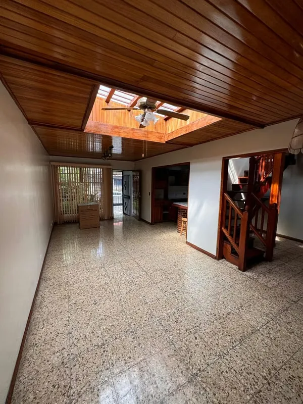 Independent house for rent in La Uruca | 3 Bedrooms — photo 3