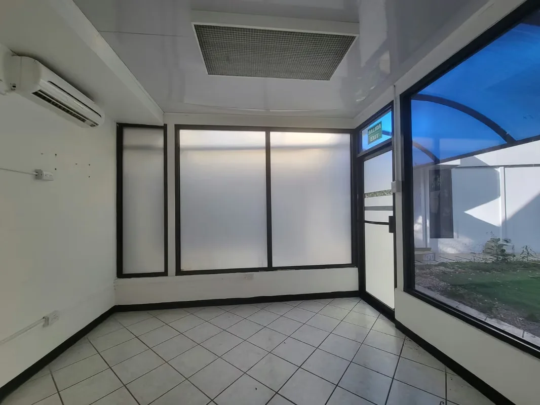Propiedad comercial de alto perfil a pasos del Parque Perú, en una de las ubicaciones más exclusivas y estratégicas de San José. — photo 4