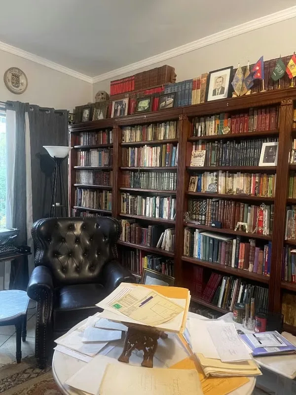 Exclusiva propiedad en venta en San Rafael de Escazú con casa principal y apartamento independiente