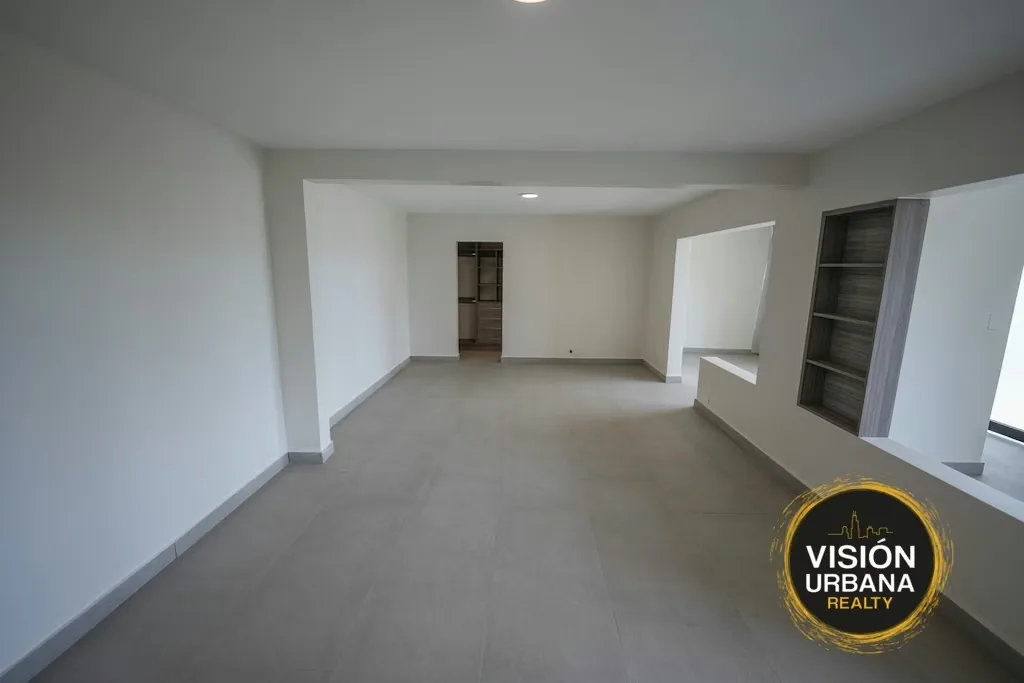 Spacious, single-level studio apartment located in Bello Horizonte, Escazú. It measures 80 sq m and is distributed as follows: — photo 3