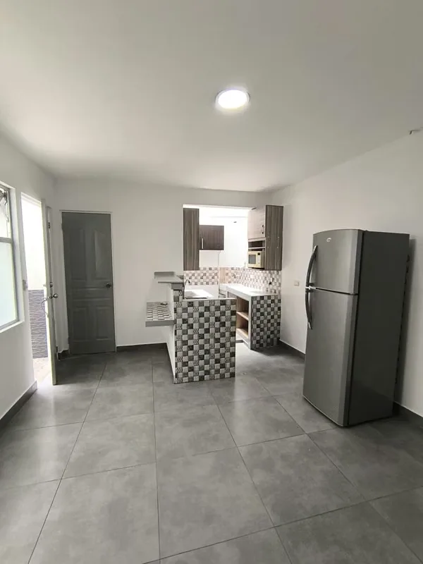 Alquiler de apartamento tipo estudio en Barrio La California (zona Intaco – sector tranquilo), photo 5