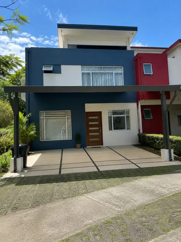 House for Sale | Barlovento Condominium