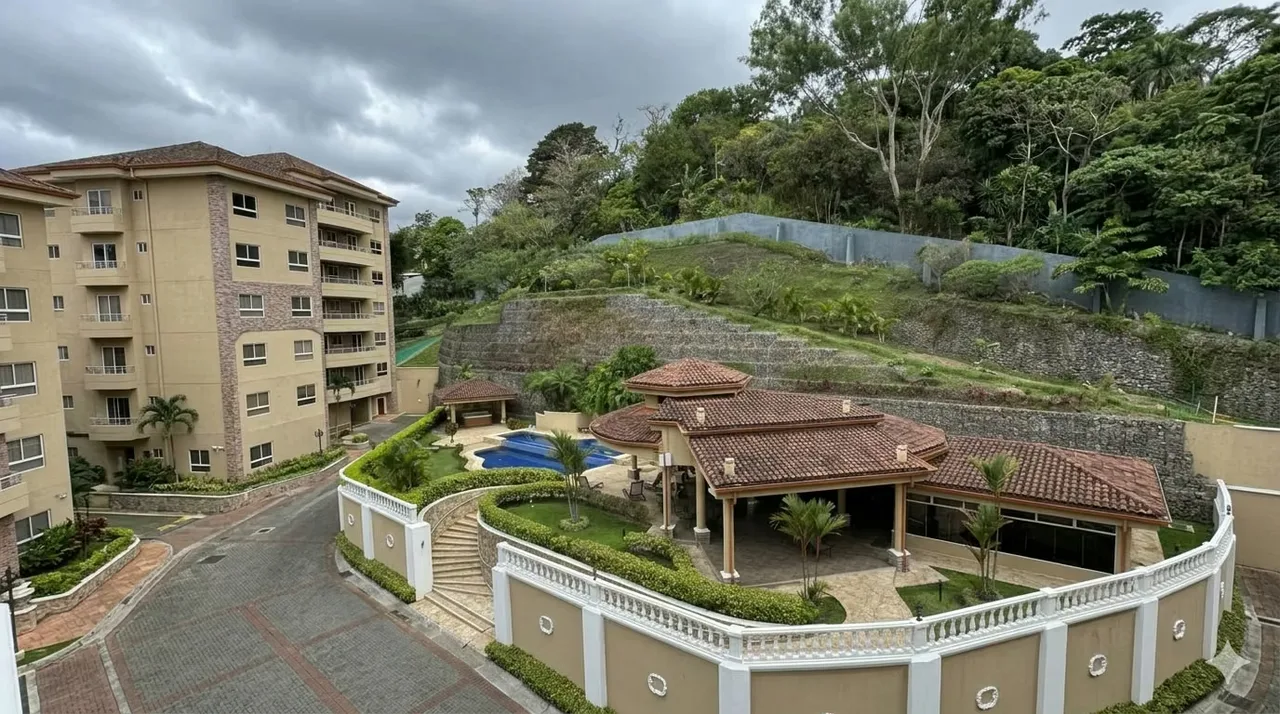 Apartment for Sale or Rent in a Condominium, San Rafael de Escazú.