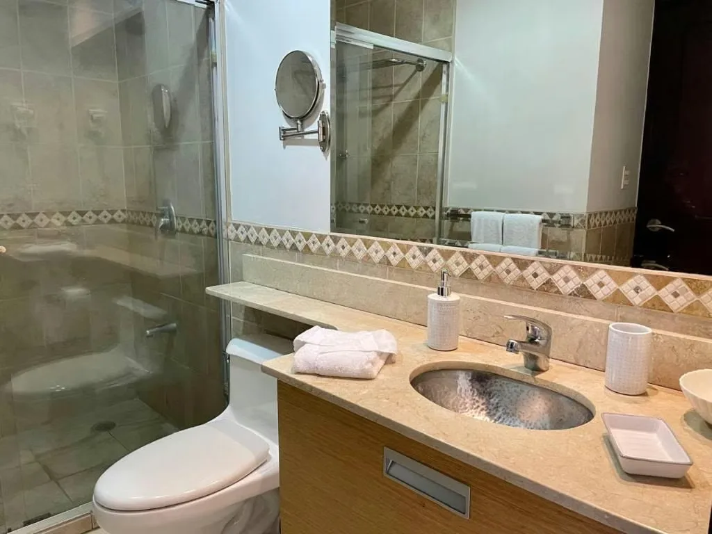 Apartamento Amueblado en Alquiler – Avalon Santa Ana