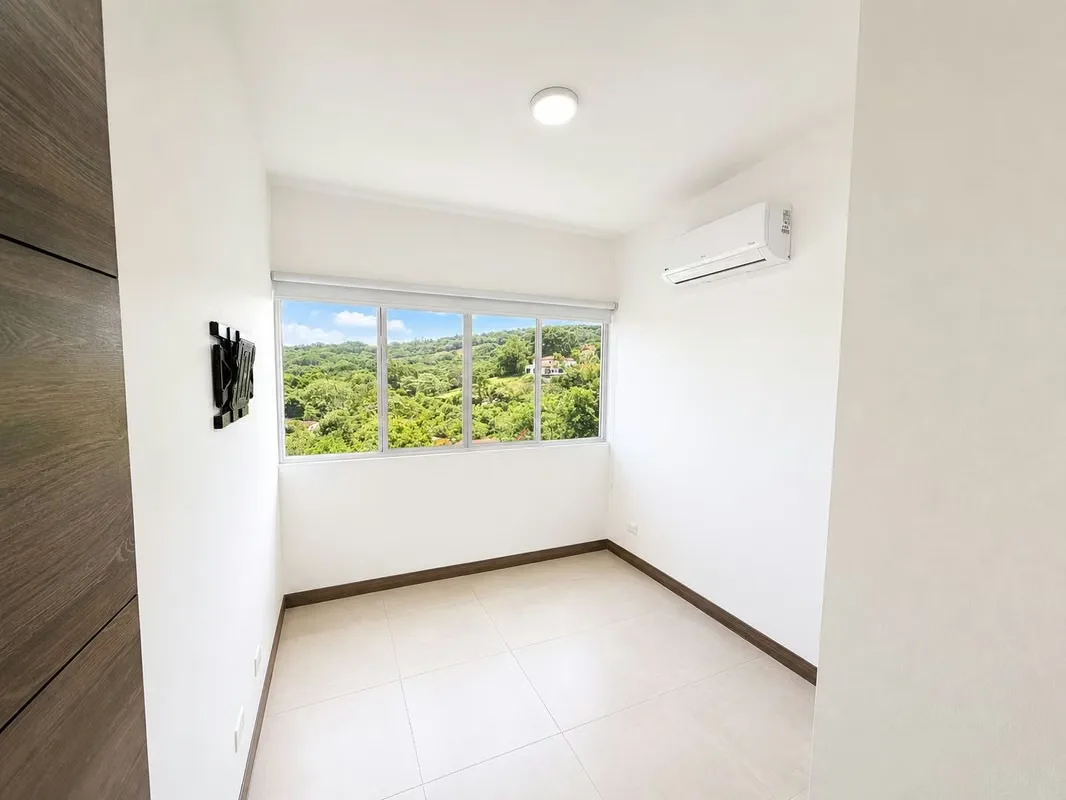 HOUSE FOR RENT IN CONDOMINIUM CAOBA, CIUDAD COLON — photo 3