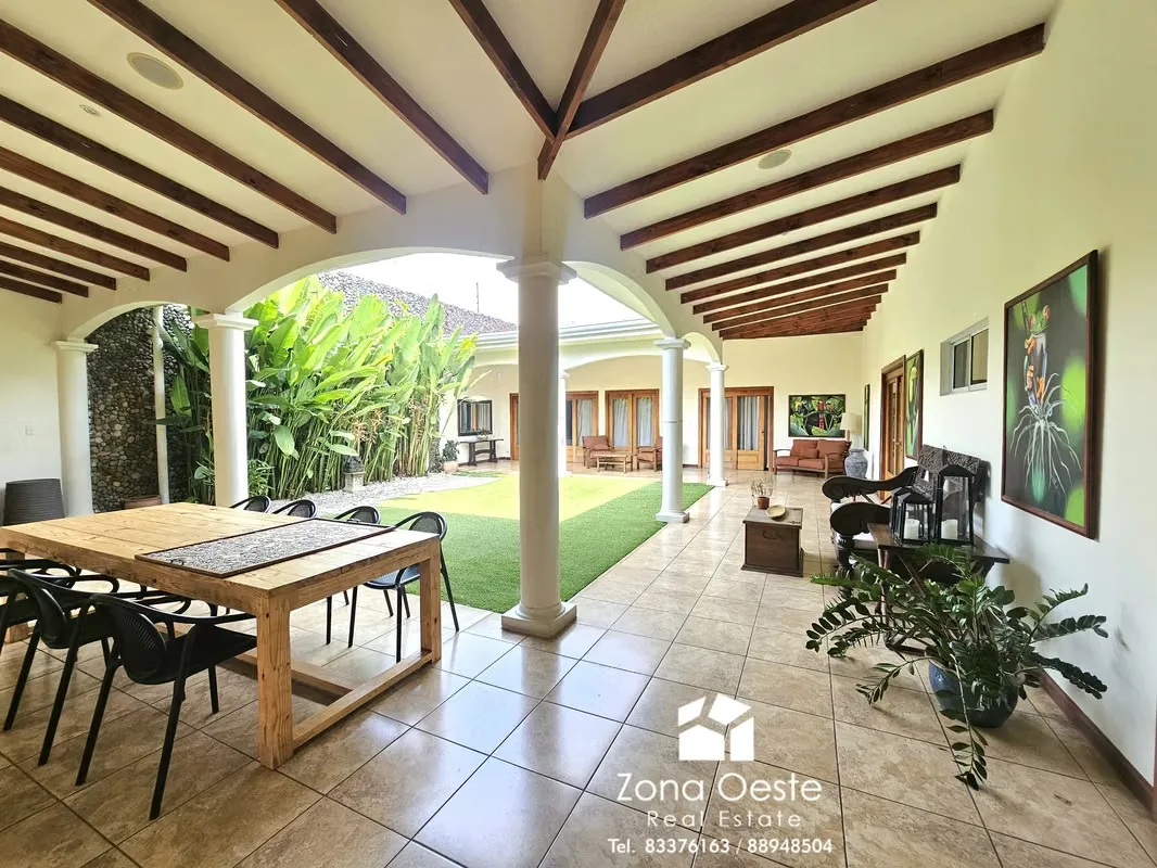 Spacious house for sale, unique design, detached, 1 floor, in Trejos Montealegre — photo 4