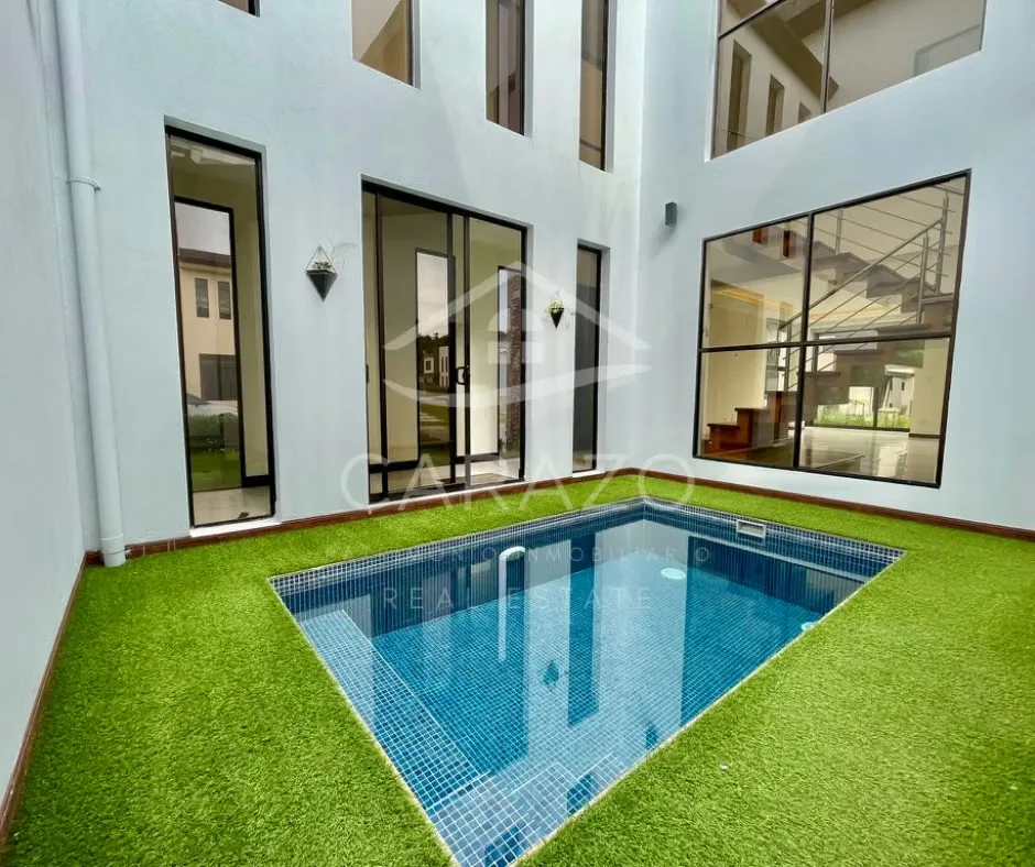 MODERNA CASA EN ALQUILER EN Ciudad Hacienda Los Reyes
