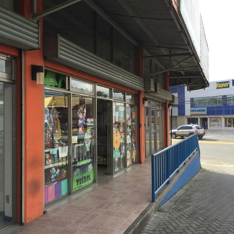 Shopping center for sale in Desamparados ID 1739