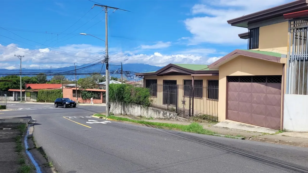 Prime Location house in San Pablo de Heredia