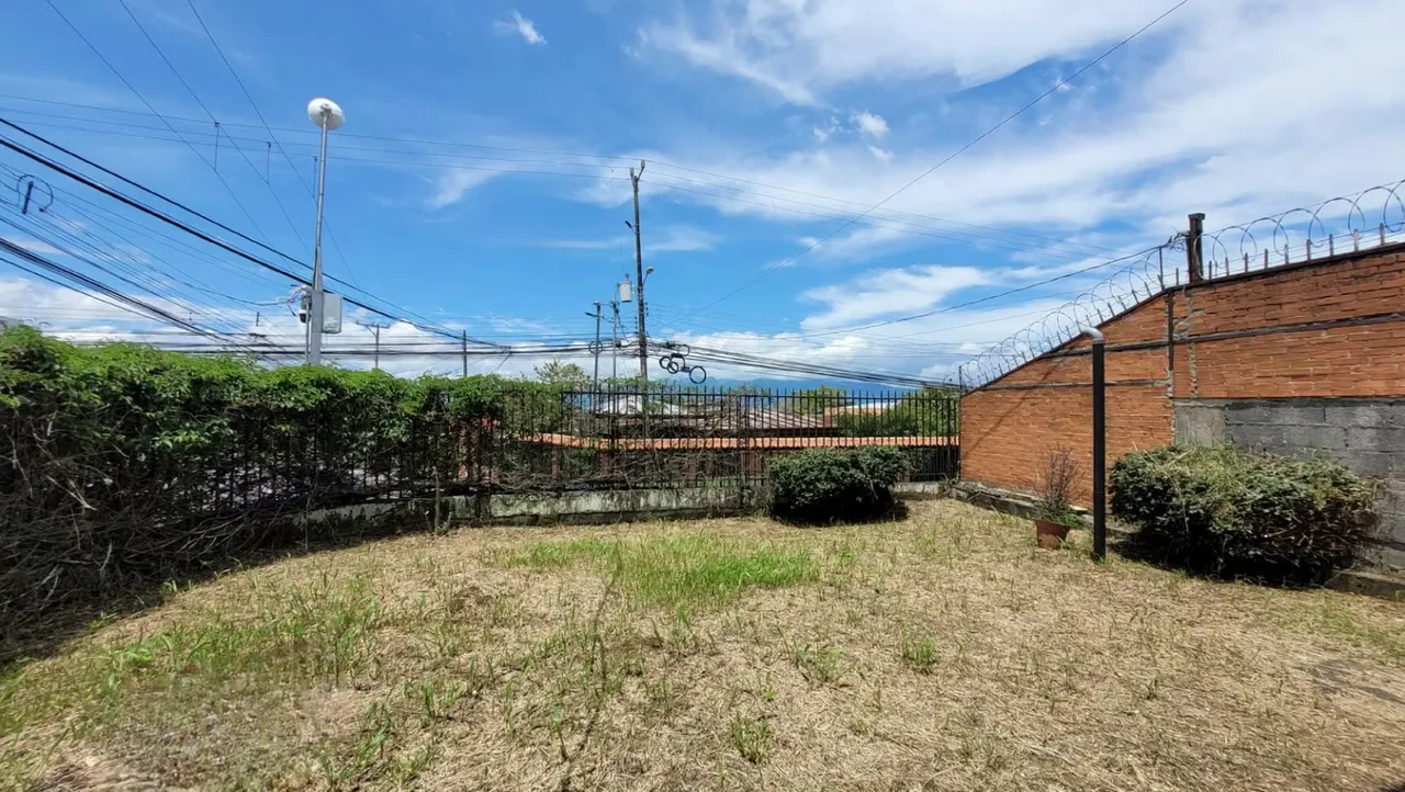 Prime Location house in San Pablo de Heredia — photo 4