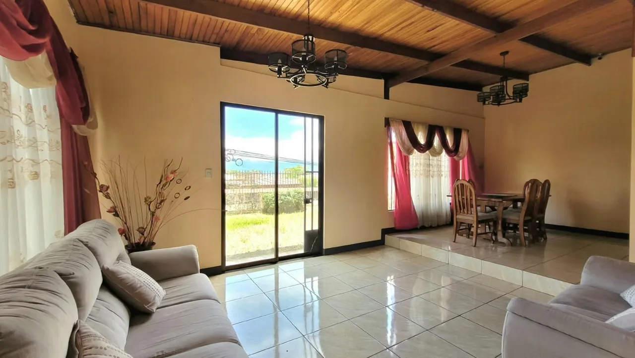 Prime Location house in San Pablo de Heredia — photo 5