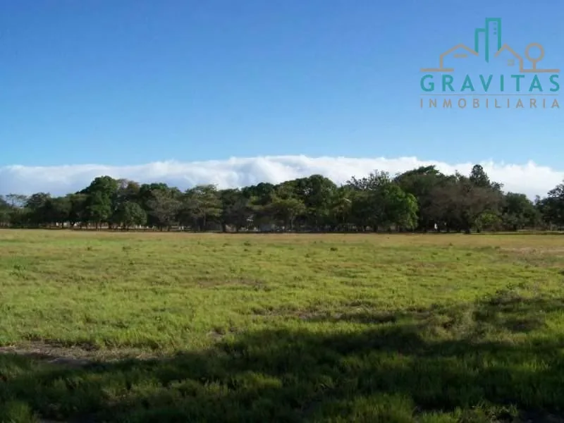 Land for sale in Liberia near the airport, ideal for development, 10 hectares ID 1910