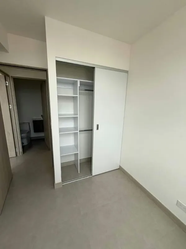 Ubicado por la Guacamaya ,Apartamento céntrico, cerca de todo, de 2 habitaciones sala, comedor, cocina, 2 parqueos, 2 baños completos , excelente vista, — photo 5