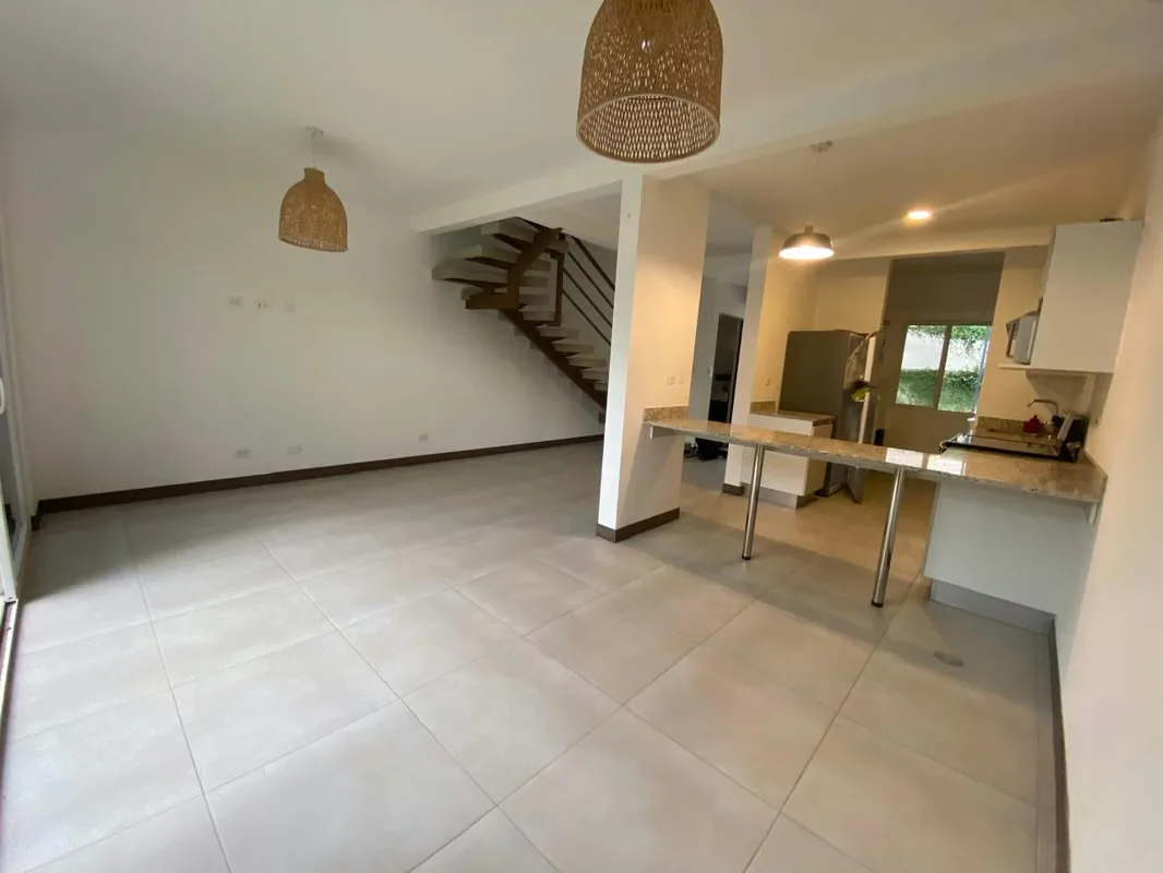 Modern Home for Rent with Appliances – Ciudad Colón