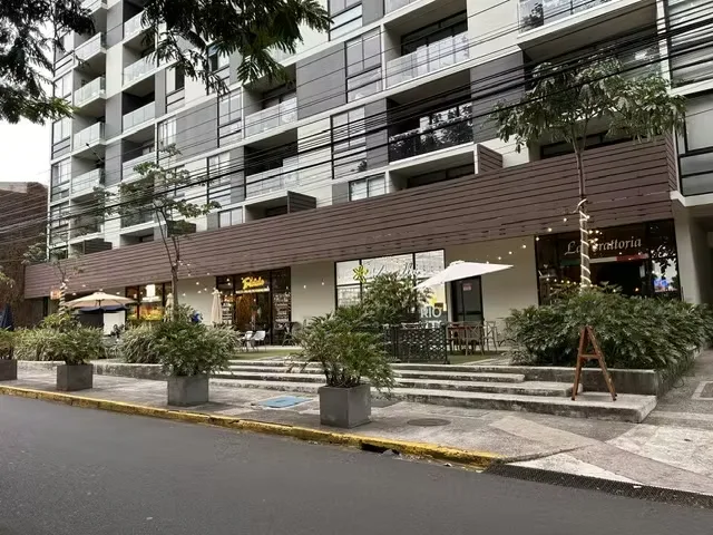 PI-52 VENTA LOCALES COMERCIALES EN BARRIO ESCALANTE — photo 3