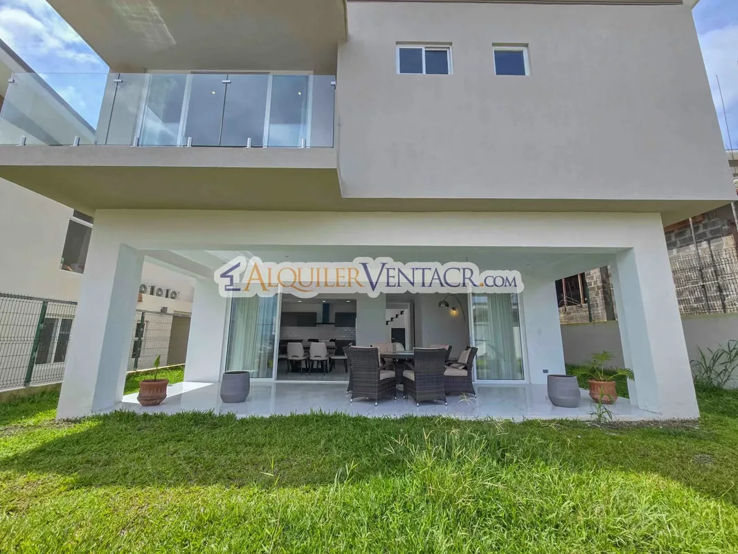 For Rent or Sale – Luxury Home with Stunning Views in a Private Gated Community – Guachipelin, Escazu
