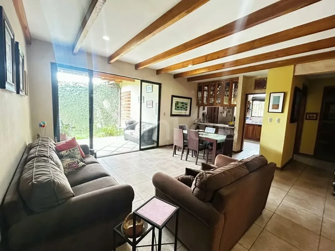 Esta residencia de una sola planta integra diseño y funcionalidad en cada uno de sus 275 metros cuadrados de construcción, asentados sobre un terreno de 395 metros cuadrados en ... — photo 4
