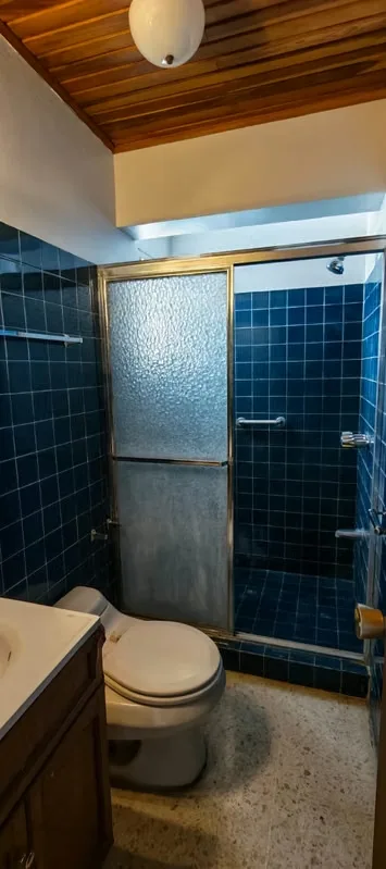 Si buscas un apartamento con excelente ubicación, espacios cómodos y un beneficio adicional que te ayude a ahorrar cada mes, esta propiedad es para ti. — photo 2