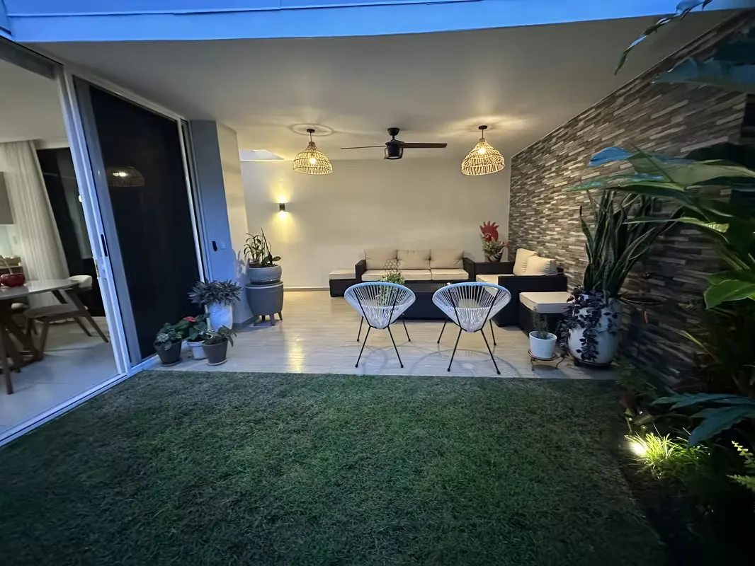 ALQUILER DE HERMOSA CASA FULL AMOBLADA EN CONDOMINIO EN BELEN