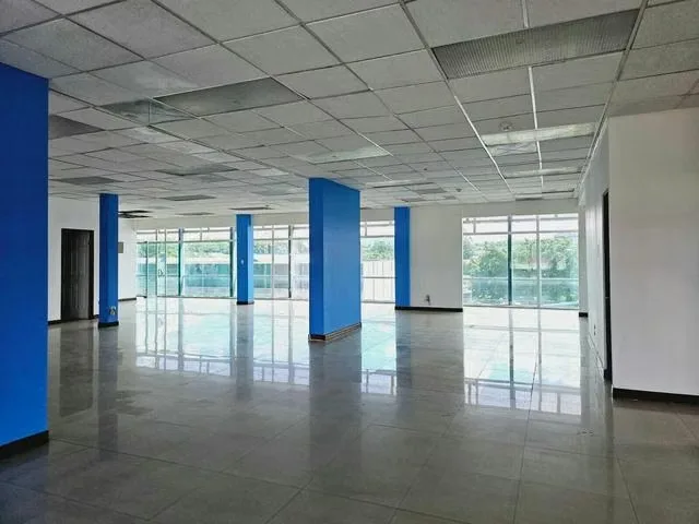 Oficina Corporativa en Alquiler en Pinares Curridabat | 410 m² | Vista Panorámica
