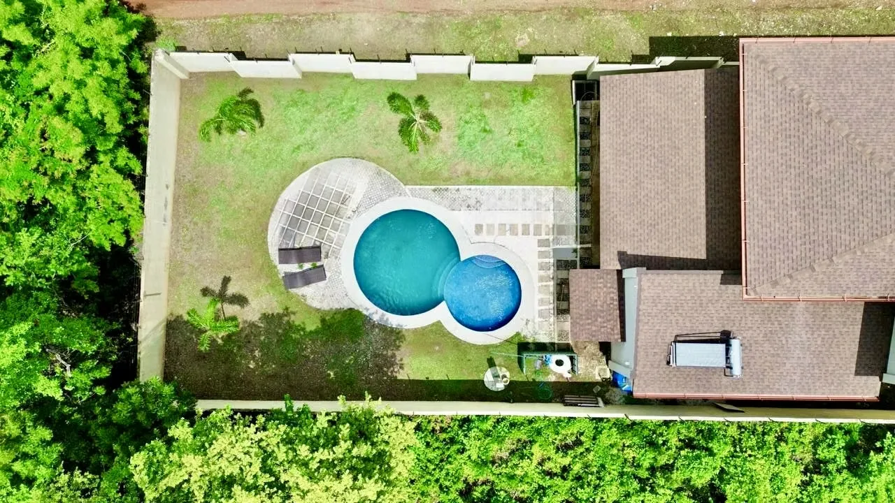House in Guanacaste, Santa Cruz. In Junquillal Beach, just 5 minutes from the beach.