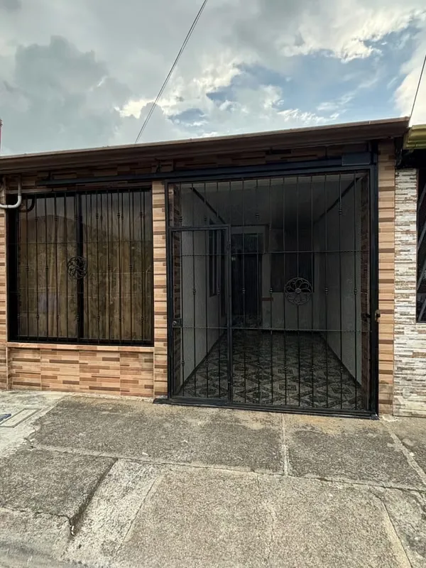 DESAMPARADOS. SAN MIGUEL. CASA EN VENTA. COD108. NEGOCIABLE — photo 3