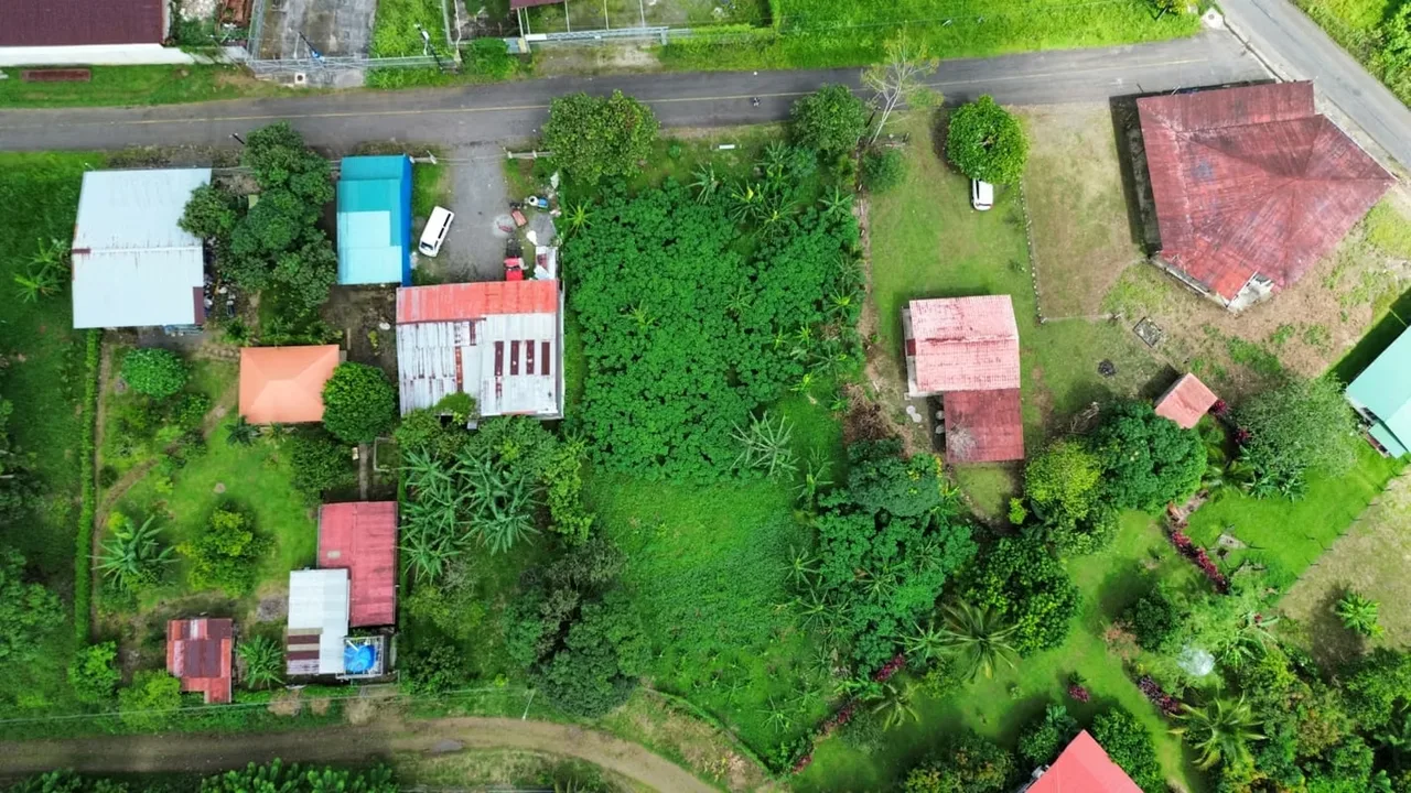 Se vende amplio lote de 1.083,62 m² ubicado en San Isidro de Peñas Blancas, San Ramón de Alajuela, ...