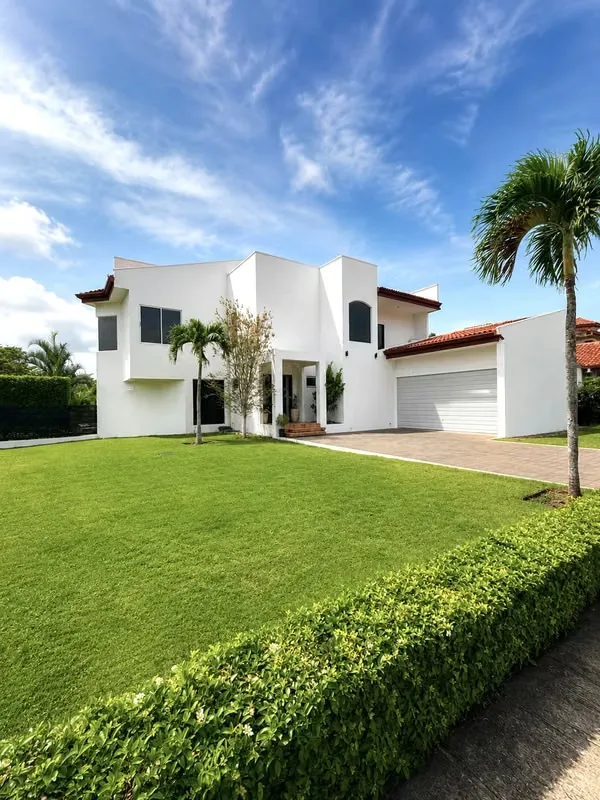 House for sale in Santa Ana, Valle del Sol Condominium