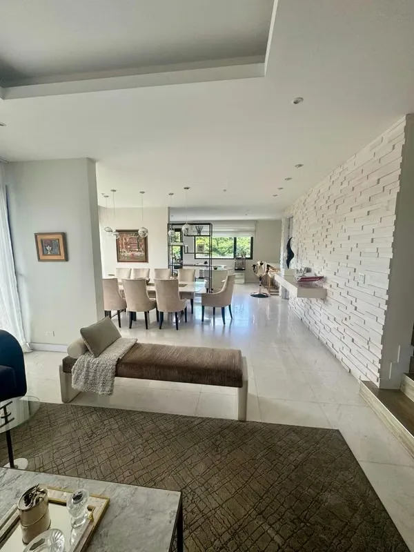 Escazú Apartment | For Sale