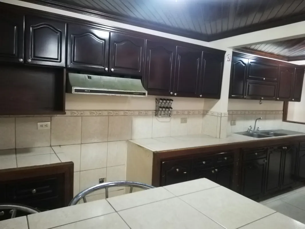 House for Sale in a Gated Community in Downtown Tibás, San José #6046 — photo 4