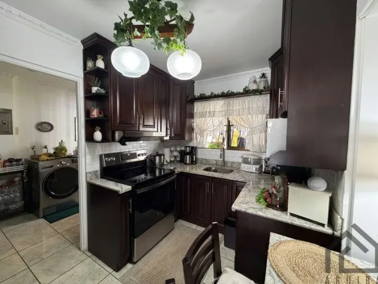 Two-Story House in Villa Adobe Residential Area, Santo Domingo de Heredia — photo 5