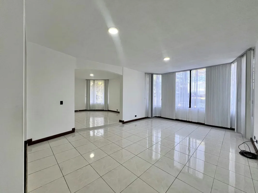 Spacious and Elegant Condo Apt for Rent, Escazú. (MN)